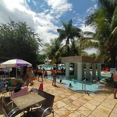 Lacqua Diroma, Mais Parque Acquatico Com Piscina De Ondas Caldas Novas Εξωτερικό φωτογραφία